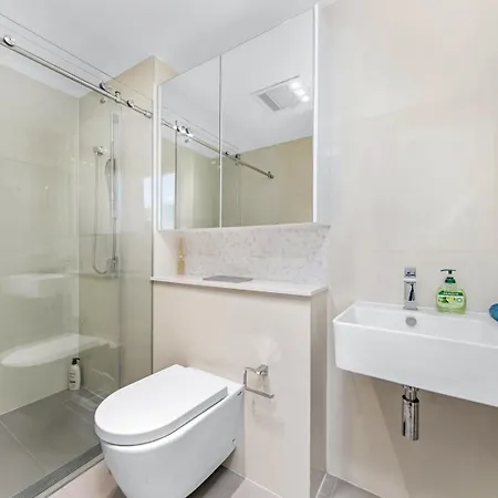 2Br Apt Near Airpot Bay City With Parking Sydney Exterior photo