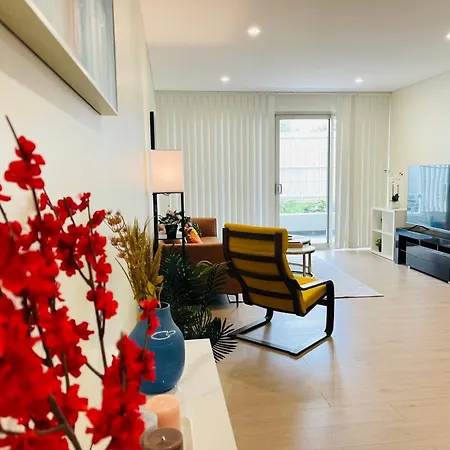 2Br Apt Near Airpot Bay City With Parking Sydney Exterior photo